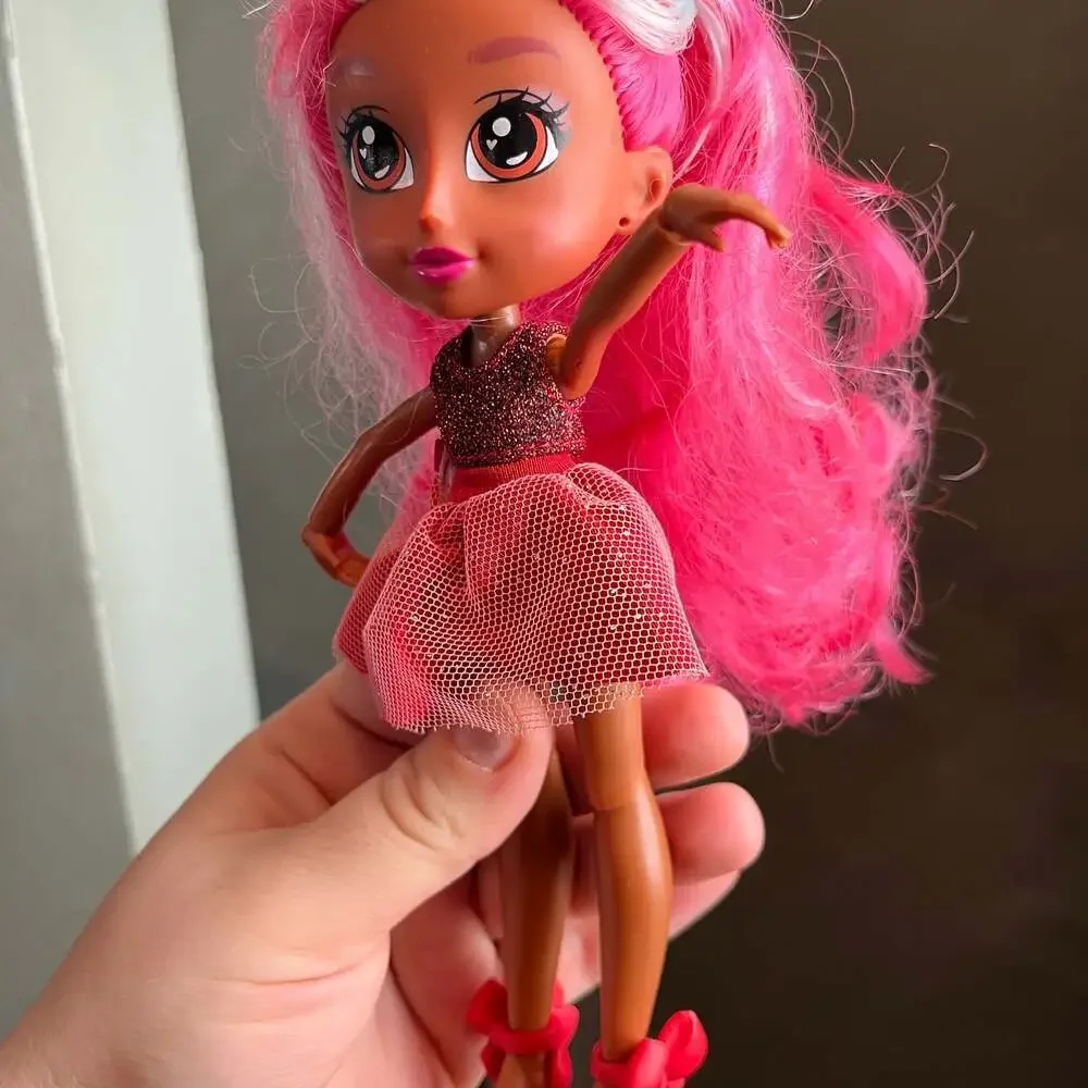 VIBE GIRLS Emma Kindness Vibe Doll